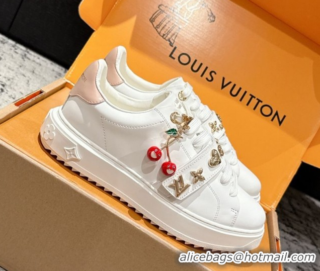 Stylish Louis Vuitton Time Out Sneakers in White Leather with Charm 1022098