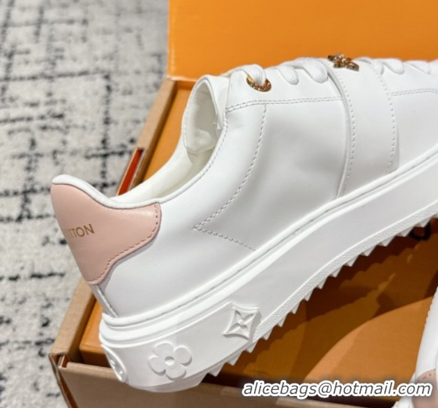Stylish Louis Vuitton Time Out Sneakers in White Leather with Charm 1022098