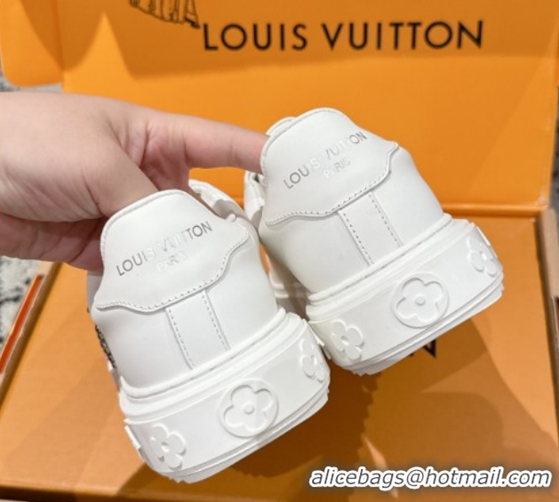 Grade Louis Vuitton Time Out Sneakers in Leather with Strass LV White 1022099