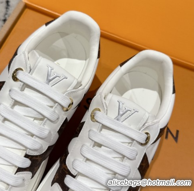 Popular Style Louis Vuitton Time Out Sneakers in Leather with Side LV White 1AIEFC 1022106