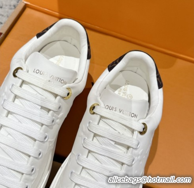 Sophisticated Louis Vuitton Time Out Sneakers in Debossed Leather White 1AAP6O 1022108