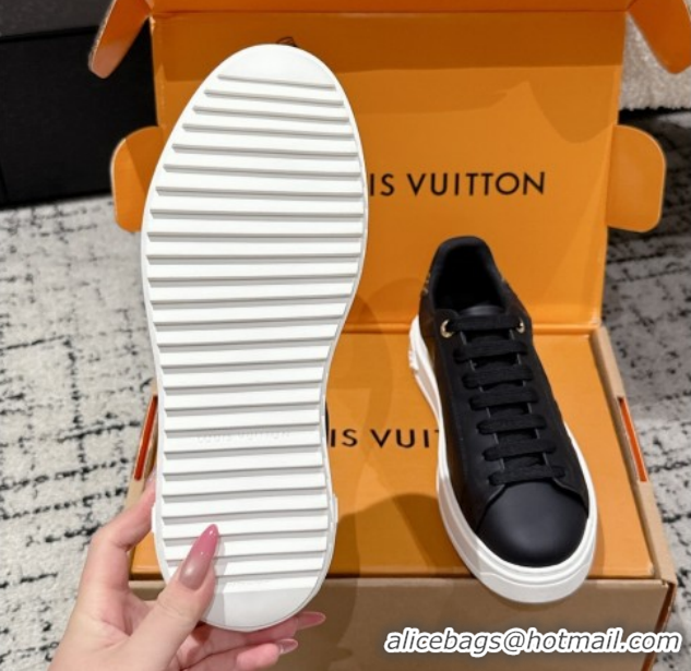 Luxurious Louis Vuitton Time Out Sneakers in Debossed Leather Black 1AAP6O 1022109