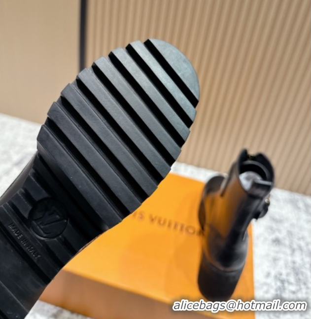 Pretty Style Louis Vuitton Laureate Platform Desert Ankle Boots in Calfskin 7cm LV111915 Black