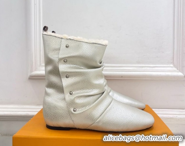 Grade Quality Louis Vuitton Nomad Flat Ankle Boots with Studs in Calf Leather Pale Gold 1AISDM 1219074