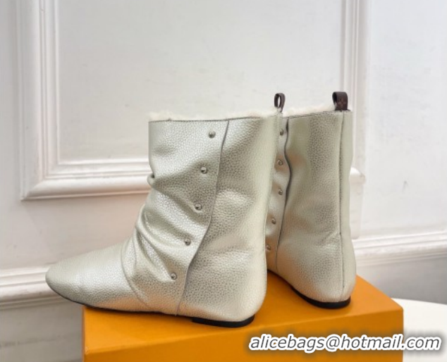 Grade Quality Louis Vuitton Nomad Flat Ankle Boots with Studs in Calf Leather Pale Gold 1AISDM 1219074