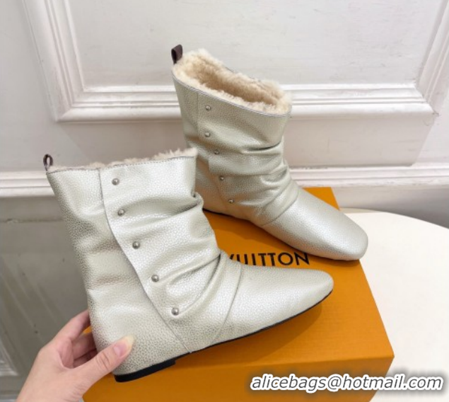 Grade Quality Louis Vuitton Nomad Flat Ankle Boots with Studs in Calf Leather Pale Gold 1AISDM 1219074