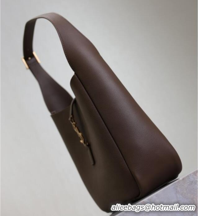 Best Quality Saint Laurent LE 5 A 7 Supple Small Hobo Bag in Grained Leather 713938 Pecan Brown 2025