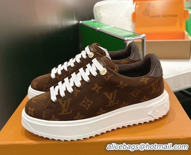 Sumptuous Louis Vuitton Time Out Sneakers in Monogram Fabric Brown 1219102