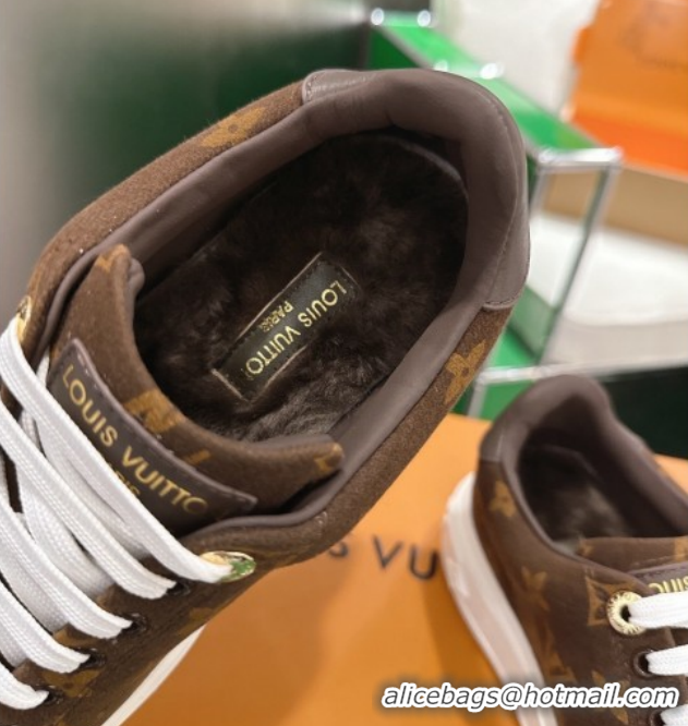 Sumptuous Louis Vuitton Time Out Sneakers in Monogram Fabric Brown 1219102