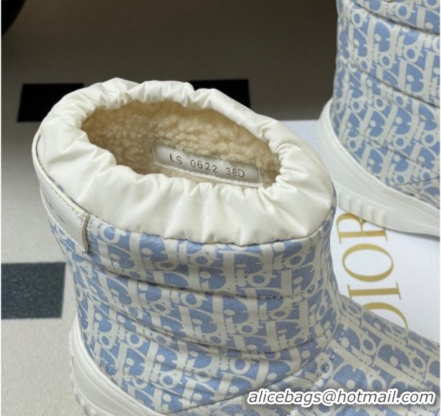 Purchase Dior DiorAlps Frost Ankle Boots in Oblique Quilted Nylon Blue/White 1029003