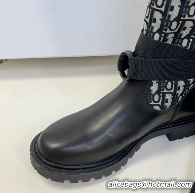 Perfect Dior D-Major Medium Boots in Oblique Fabric and Calfskin D09021 1029021