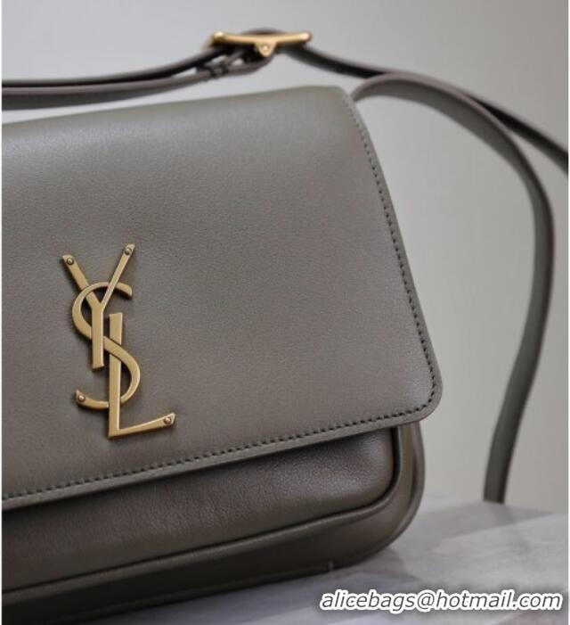 Well Crafted Saint Laurent Niki Baby Bag in Calf Leather 633151 Green 2025