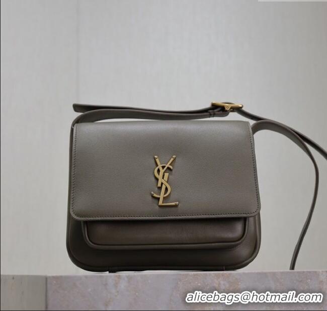 Well Crafted Saint Laurent Niki Baby Bag in Calf Leather 633151 Green 2025