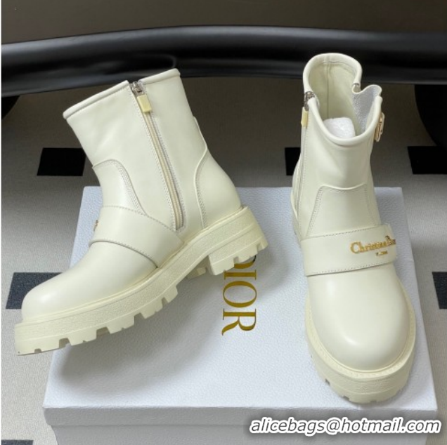 Best Product Dior DiorAlps D-Quest Ankle Boots in Calfskin Leather with Logo Buckle Strap White DR121609 1216125