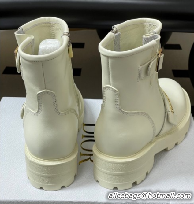 Best Product Dior DiorAlps D-Quest Ankle Boots in Calfskin Leather with Logo Buckle Strap White DR121609 1216125