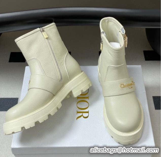 Best Price Dior DiorAlps D-Quest Ankle Boots in Grained Calfskin with Logo Buckle Strap White DR121609 1216127