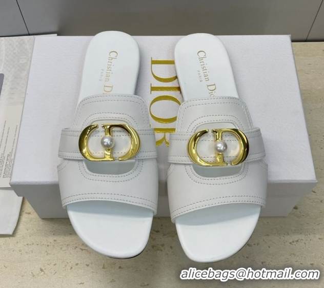 Luxury Dior 30 Montaigne Flat Slides Sandal in Calfskin Leather with Pearl White 1217006