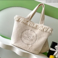Famous Brand Chanel Coco Beach Bag A7567 White 2025