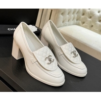 Stylish Chanel Lambskin Leather Pumps with CC Foldover White/Silver 2025 G46692 1031125