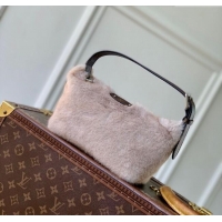 Well Crafted Louis Vuitton Hills Pochette Hobo Bag in Grey Mink Fur M15031 2025