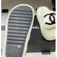 Pretty Style Chanel Wool Platform Slides Sandal with Maxi CC White 2025 CH110306 1103088