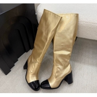 Luxurious Chanel Cal...