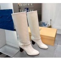 Sophisticated Valent...