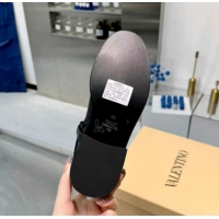 Sumptuous Valentino VLogo Signature Strap Flat Ankle Boots in Calfskin Leather Black 1104085