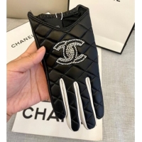 Modern Classic Chanel Lambskin Gloves with Strass CC L 3138 Black/White 2024
