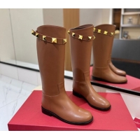 Best Grade Valentino Maxi-Rockstud Flat High Boots in Calfskin Leather Brown VLTN121604 1216029