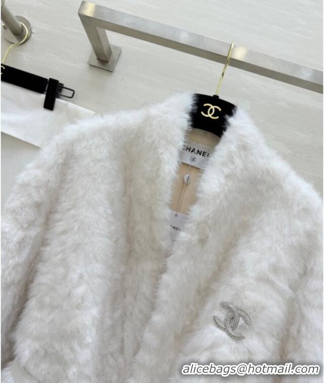 Buy Fashionable Chanel Coat CH122609 White 2025