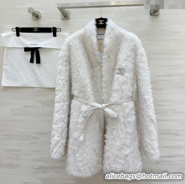 Buy Fashionable Chanel Coat CH122609 White 2025