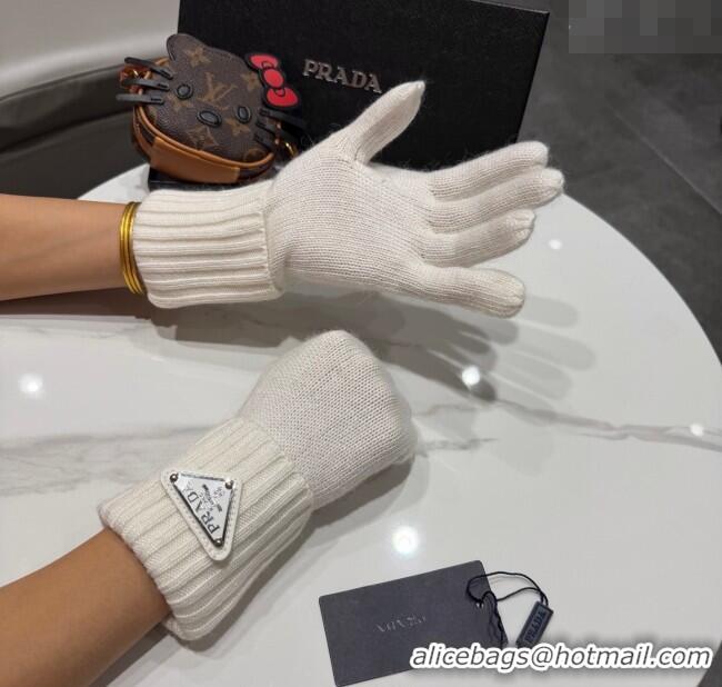 Good Taste Prada Knit Gloves PR010501 White 2026