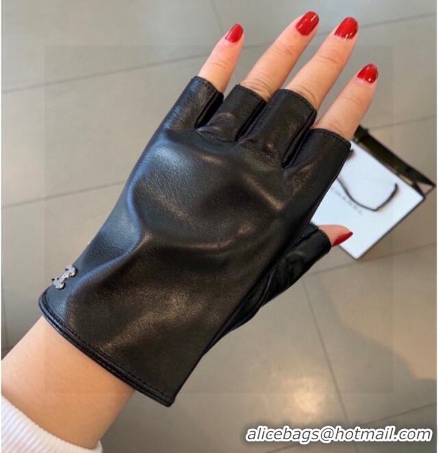 Top Grade Chanel Lambskin Gloves with Letters 0105 Black/White 2026