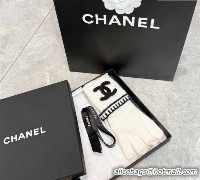 Good Looking Chanel Knit Gloves CH010501 White 2026