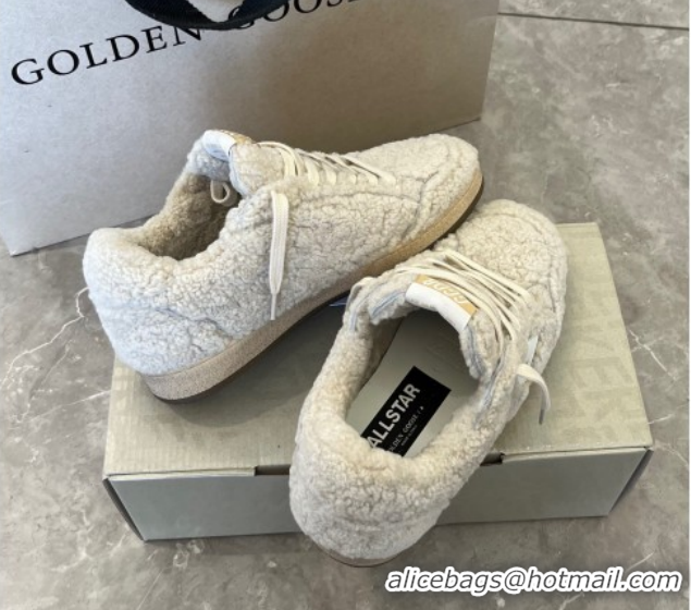 Classic Hot Golden Goose Women’s Ball Star Sneakers in beige shearling wool with white leather star 1031053
