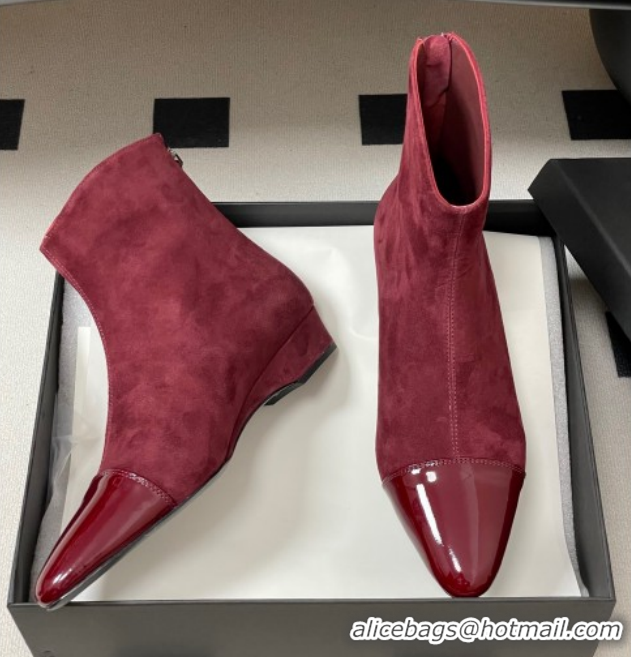 Best Grade Alaia Suede and Patent Leather Ankle Boots Burgundy AL102902 1029111