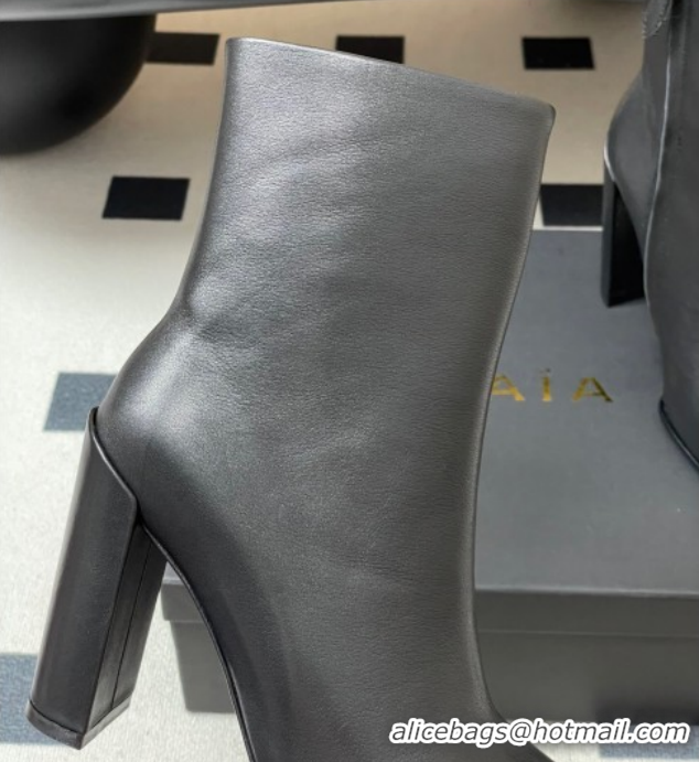 Good Product Alaia Square Heel Ankle Boots 10cm in Calf Leather 2026 AL102904 Black