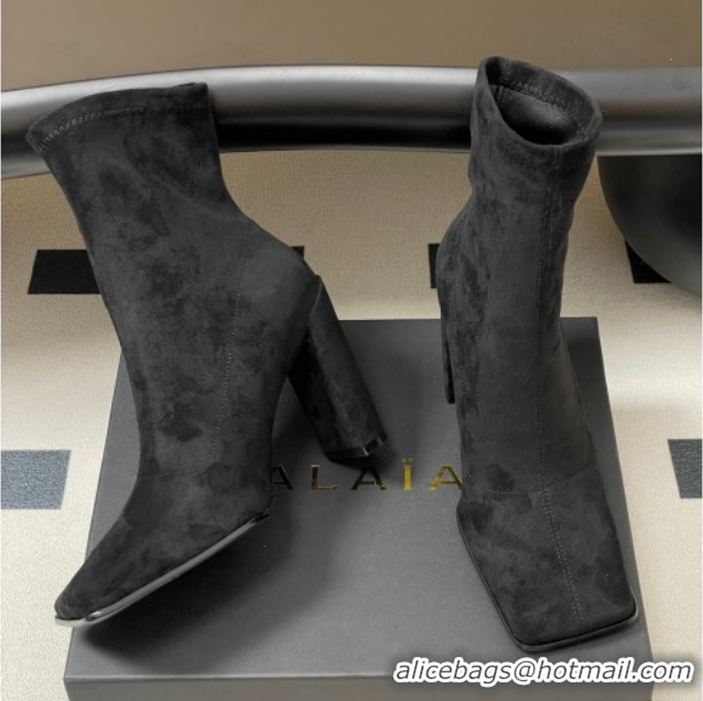 Popular Style Alaia Square Heel Ankle Boots 10cm in Suede 2026 AL102905 Black