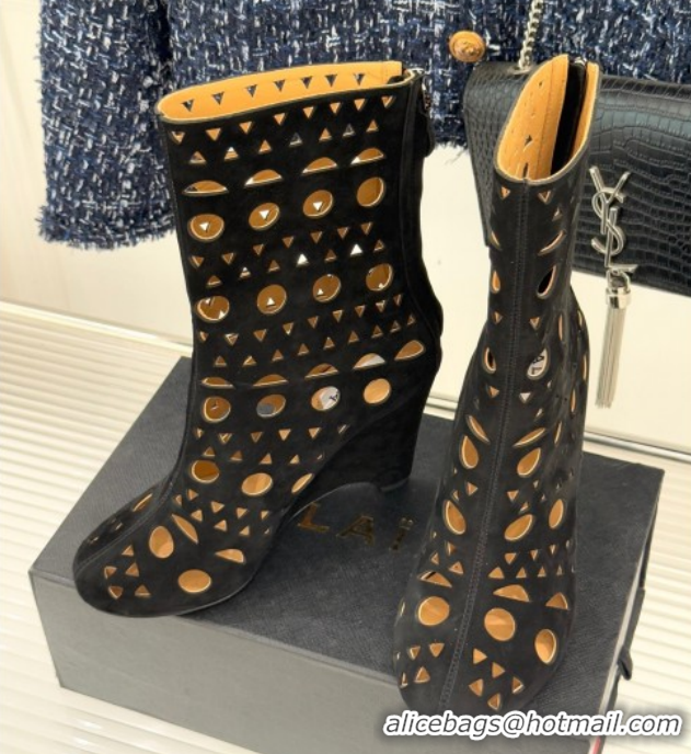 Sumptuous Alaia Openwork Suede Wedge Ankle Boots 2026 AL102906 Black