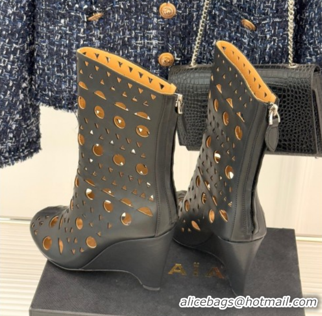 Good Looking Alaia Openwork Calf Leather Wedge Ankle Boots 2026 AL102906 Black