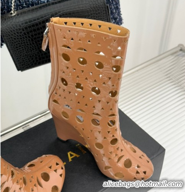 Stylish Alaia Openwork Pendant Leather Wedge Ankle Boots 2026 AL102906 Brown