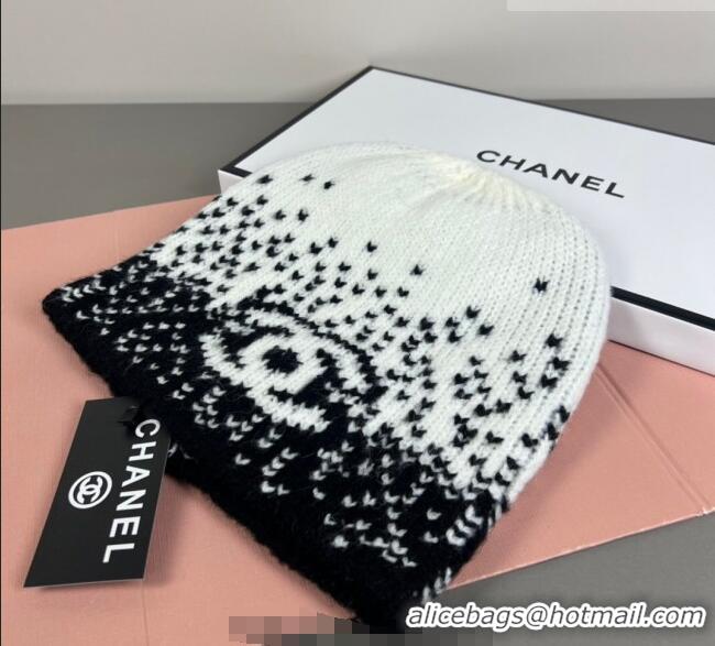 Most Popular Chanel Knit Hat CH010512 White/Black 2026