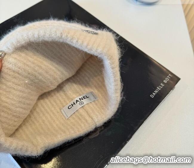 Best Price Chanel Knit Hat with Charms CH010517 Beige 2026