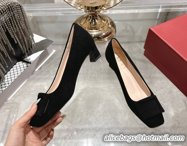 Popular Style Roger Vivier Trompette Pumps 4.5cm in Suede and Buckle Black RV121102 1211113 2026