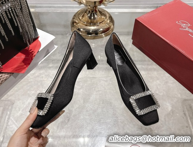 Trendy Design Roger Vivier Belle Vivier Pumps 4.5cm in Satin and Strass Buckle Black  RV121201 2026