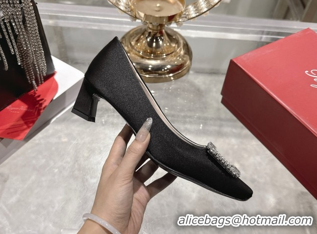 Trendy Design Roger Vivier Belle Vivier Pumps 4.5cm in Satin and Strass Buckle Black  RV121201 2026
