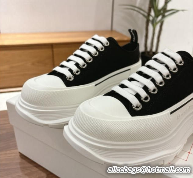 Luxury Alexander McQueen Tread Slick Canvas Lace Up Sneakers 5cm Black/White 1208004 2026