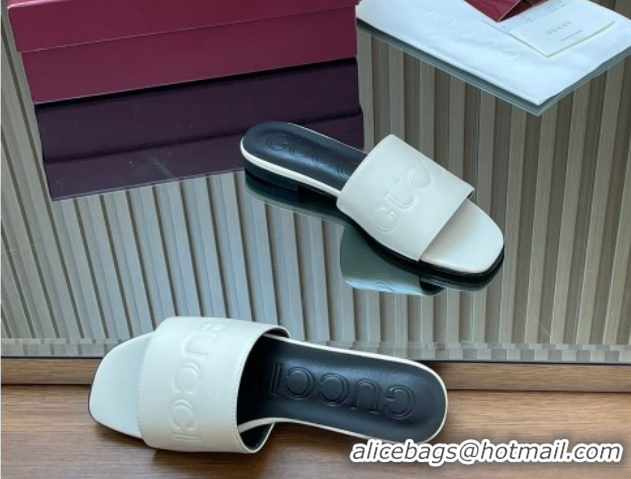 Best Product Gucci Leather Flat Slides Sandal with Logo Signature GG121701 White 2026