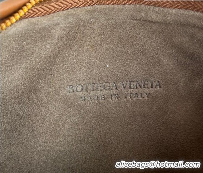 Top Quality Bottega Veneta Medium Veneta Hobo Bag in Intrecciato Leather 856737 Amber Brown 2026